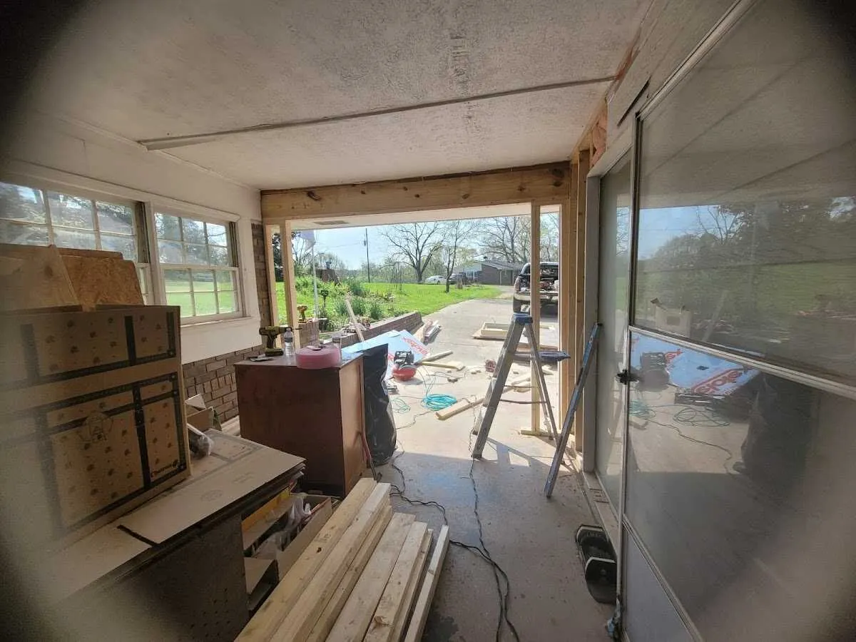 Air movers and dehumidifier for Drying & Dehumidification in Almena